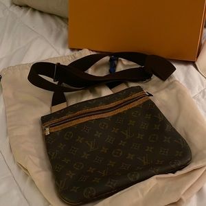 Authentic Lv city bag